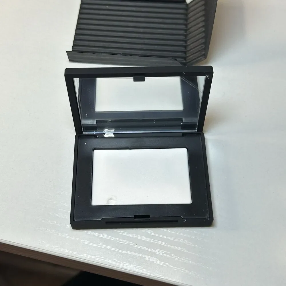 NARS Light Reflecting Setting Powder Translucent Crystal .1 oz New in Box